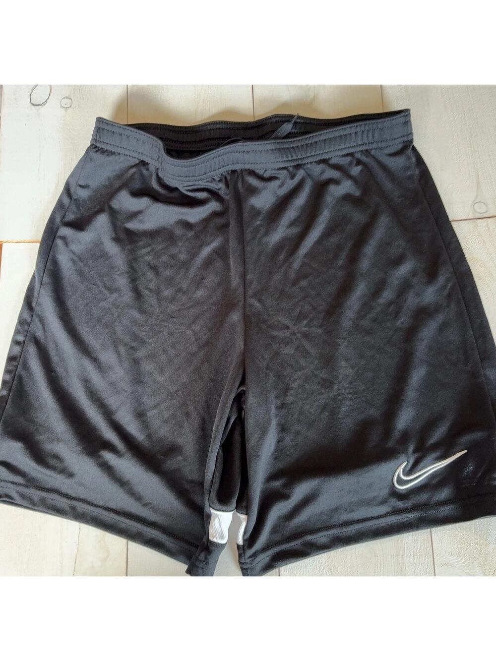 Nike Dri-FIT Shorts Mens Small Black 8" Inseam Quick Dry Performance Athletic